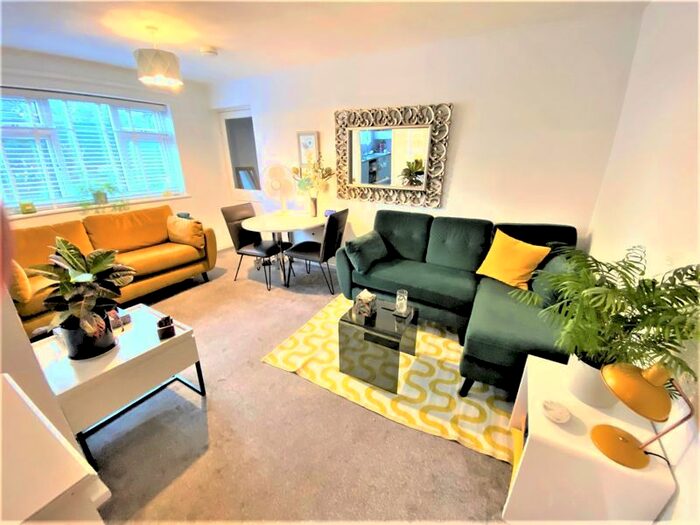 5 Bedroom Property To Rent In Piltdown Road, Brighton, BN2