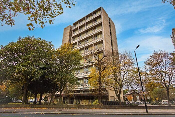2 Bedroom Flat For Sale In Maida Vale, London, W9
