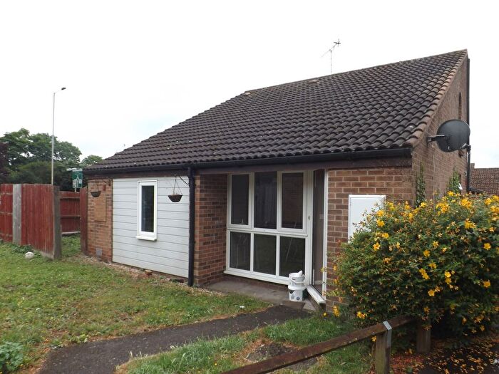 2 Bedroom Property To Rent In Tithing Close, Thetford, IP24