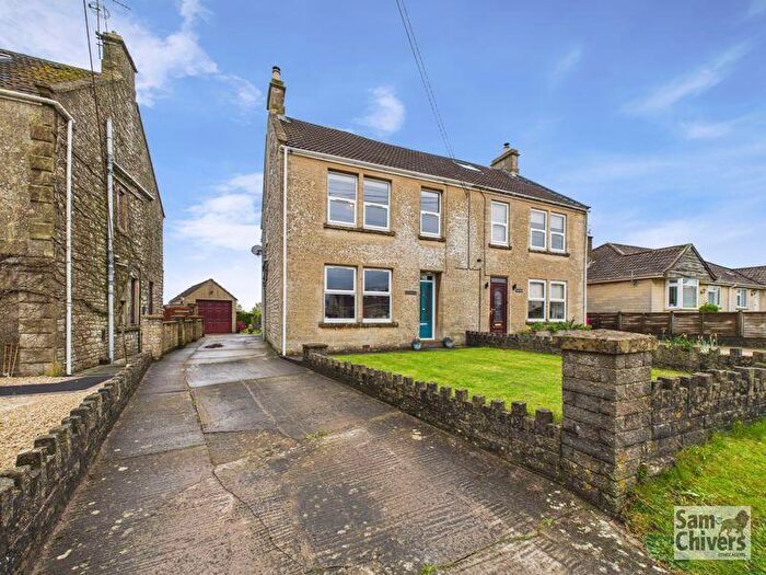 3 Bedroom Semi-Detached House For Sale In Tunley, Bath, BA2