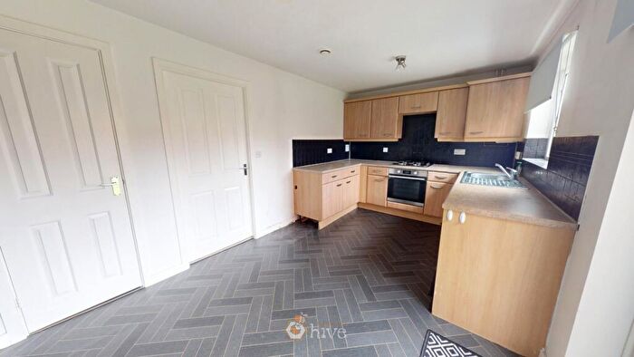3 Bedroom End Of Terrace House For Sale In The Potteries, New Rossington, Doncaster, DN11