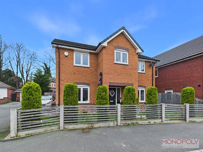4 Bedroom Detached House For Sale In Maes Gwyrdd, Gwersyllt, Wrexham, LL11