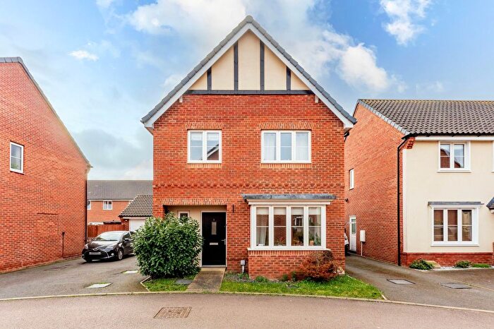 4 Bedroom Detached House For Sale In Harebell Road, Attleborough, NR17