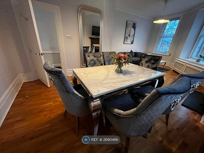 3 Bedroom Flat To Rent In Warwick Mansions, London, NW3