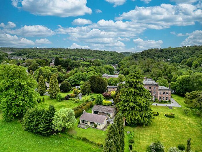 4 Bedroom Detached Bungalow For Sale In Derby Road, Cromford, DE4
