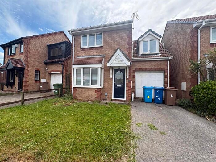 3 Bedroom House To Rent In Pickering Avenue, Hornsea, HU18