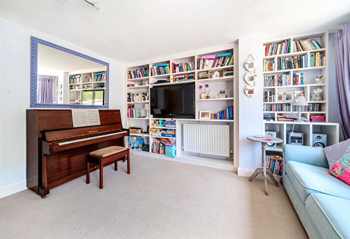3 Bedroom End Of Terrace House For Sale In Queens Drive, Moreton, Dorset, DT2