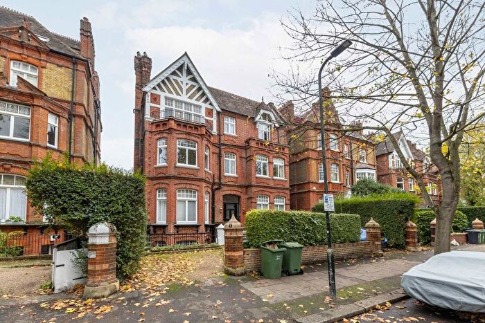 2 Bedroom Flat To Rent In Strathray Gardens, London, NW3
