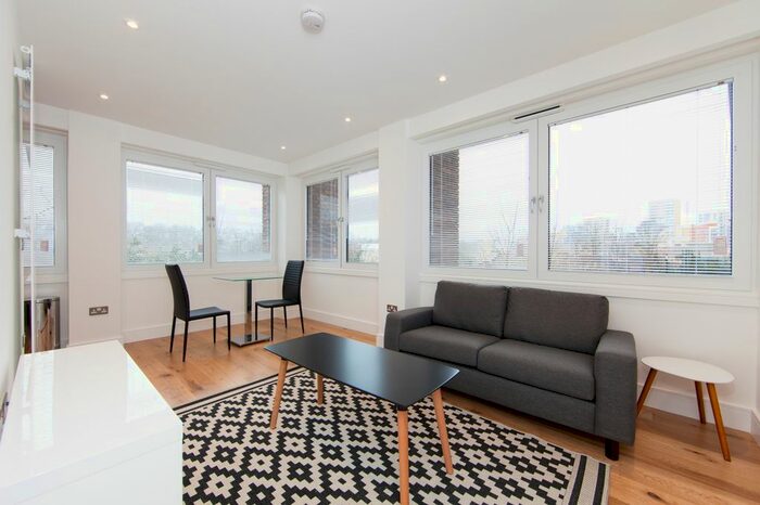 1 Bedroom Flat To Rent In Riverdale House, Molesworth Street, Lewisham, SE13