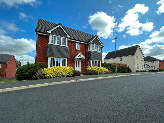 3 Bedroom Detached House To Rent In Linthurst Crescent, Redditch, B97