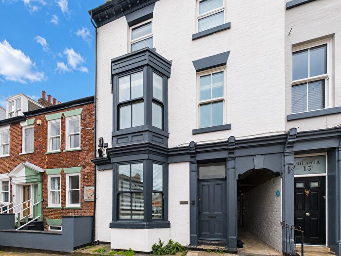 2 Bedroom Flat For Sale In Silver Street, Whitby, YO21