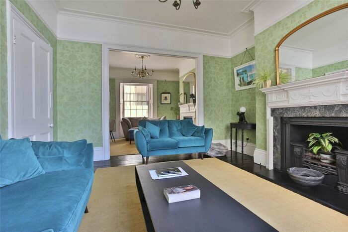 5 Bedroom Detached House To Rent In Lansdowne Square, Hove, East Sussex, BN3