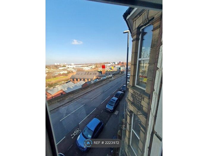 2 Bedroom Maisonette To Rent In Bath Road, Bristol, BS4