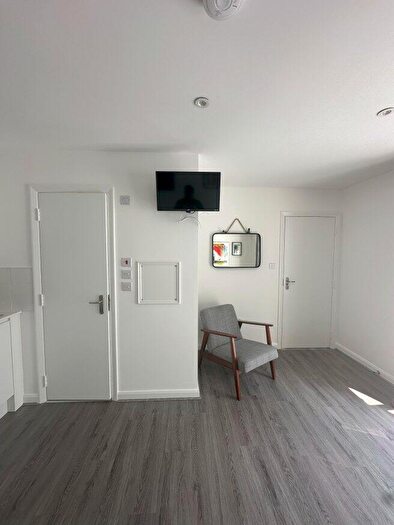 1 Bedroom Flat To Rent In Anson Road, NW2