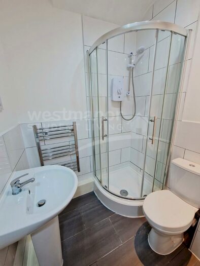 2 Bedroom Apartment To Rent In - Prebend Street, Leicester, LE2