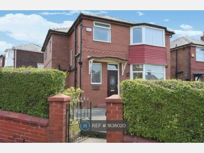 3 Bedroom Detached House To Rent In Barton Road, Swinton, Manchester, M27