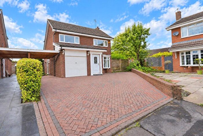 4 Bedroom Detached House For Sale In Warlingham Close, Bury, BL8