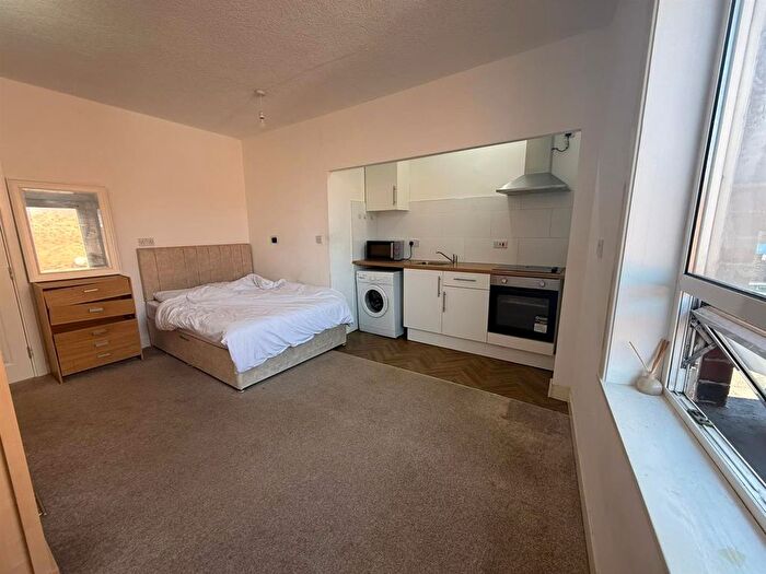 2 Bedroom Property To Rent In Chorley Old Road, Bolton, BL1
