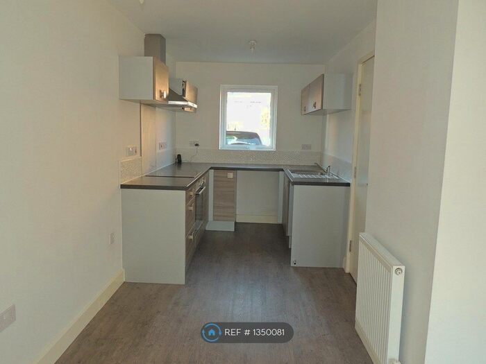 3 Bedroom Terraced House To Rent In Stables Way, WathUponDearne