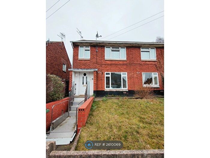 2 Bedroom Maisonette To Rent In Ely Road, Walsall, WS2