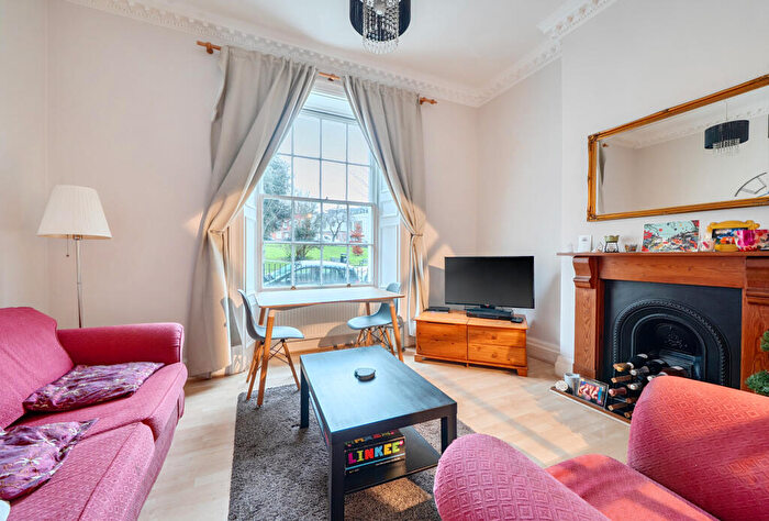 2 Bedroom Apartment For Sale In Park Place, Clifton, Bristol, BS8