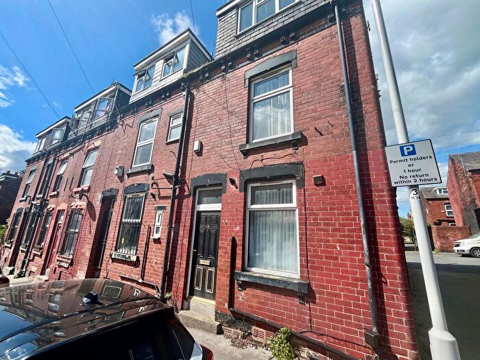2 Bedroom Property To Rent In Kelsall Road, Leeds, LS6