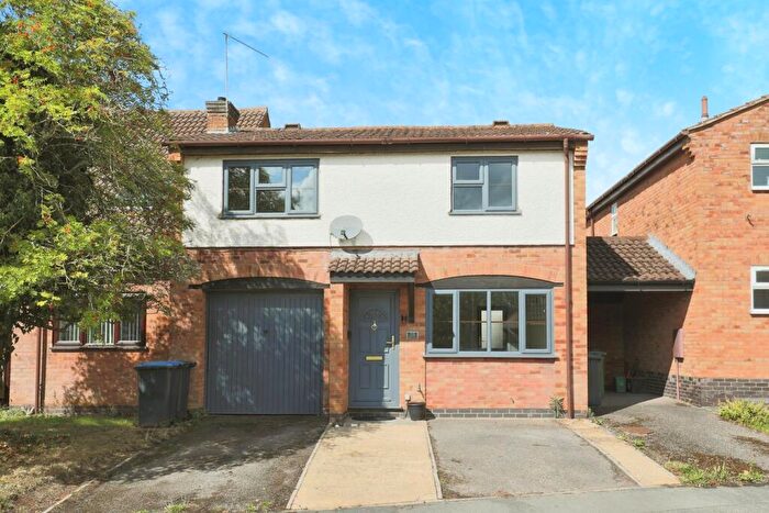 3 Bedroom Terraced House For Sale In Joseph Way, Stratford-upon-Avon, CV37