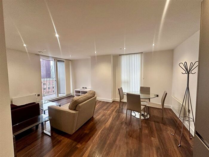 3 Bedroom Flat For Sale In The Assembly, Cambridge Street, Manchester, M1