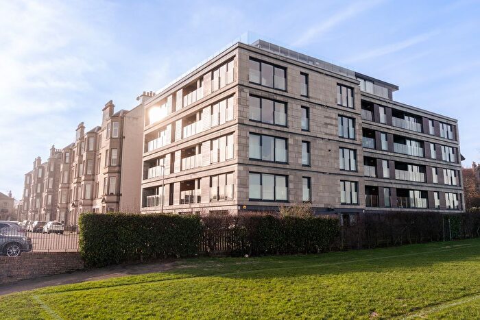 2 Bedroom Flat For Sale In Flat Bangholm Terrace, Edinburgh, EH3