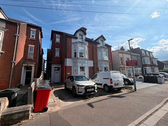 1 Bedroom Apartment For Sale In Church Road, Clacton-On-Sea, CO15