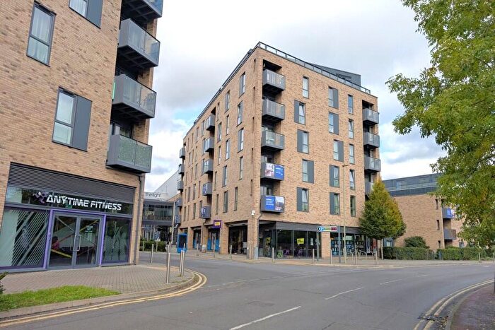 2 Bedroom Apartment To Rent In Addlestone, Surrey, KT15