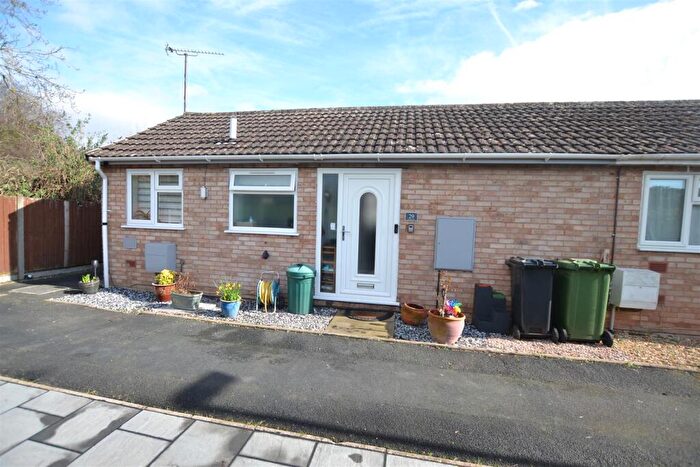 2 Bedroom Terraced Bungalow For Sale In Silurian Close, Leominster, HR6