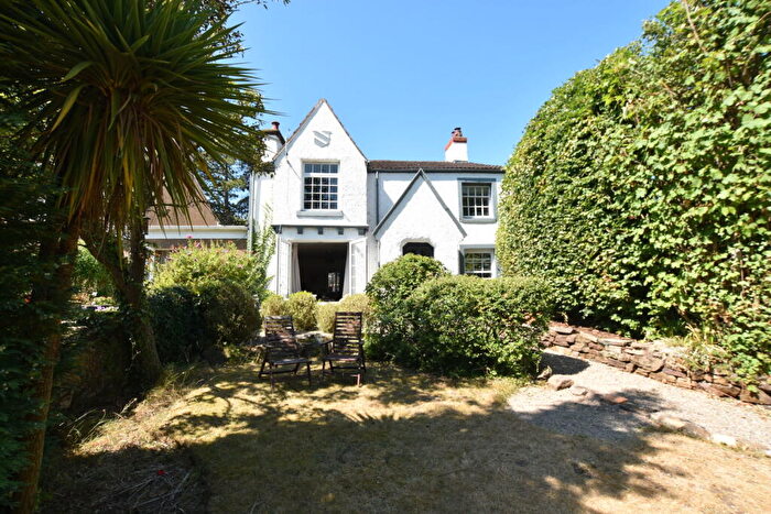 4 Bedroom Link Detached House For Sale In Mount Olive, Oxton, CH43