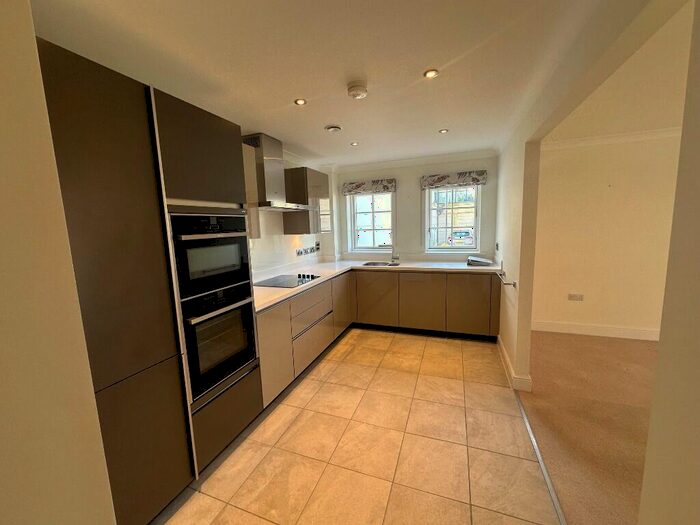 2 Bedroom Retirement Property For Sale In Smyth Court Redwood Drive, Bristol, BS8