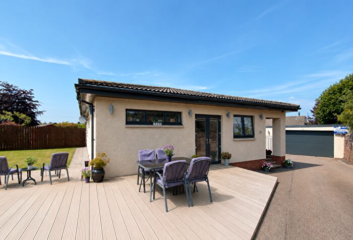 3 Bedroom Detached Bungalow For Sale In Shielhill Road, Kirriemuir, DD8