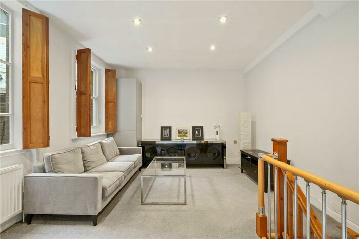 2 Bedroom Apartment To Rent In Scrutton Street, EC2A