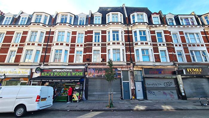 2 Bedroom Flat For Sale In West Green Road, S. Tottenham, N15