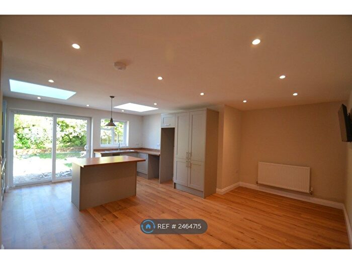 3 Bedroom Semi-Detached House To Rent In Endsleigh Gardens, Upton, Chester, CH2