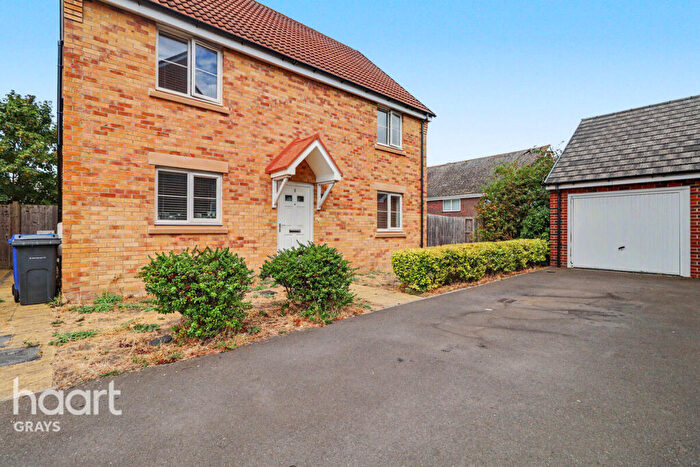4 Bedroom Detached House To Rent In Woodend Close, Grays, RM17