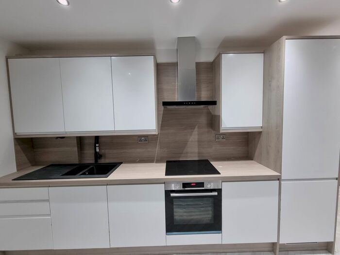 1 Bedroom Flat To Rent In Effra Rd, Wimbledon, SW19