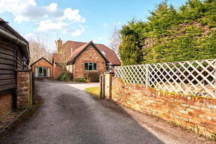 4 Bedroom Detached House For Sale In Mill Lane, Pirbright, GU24