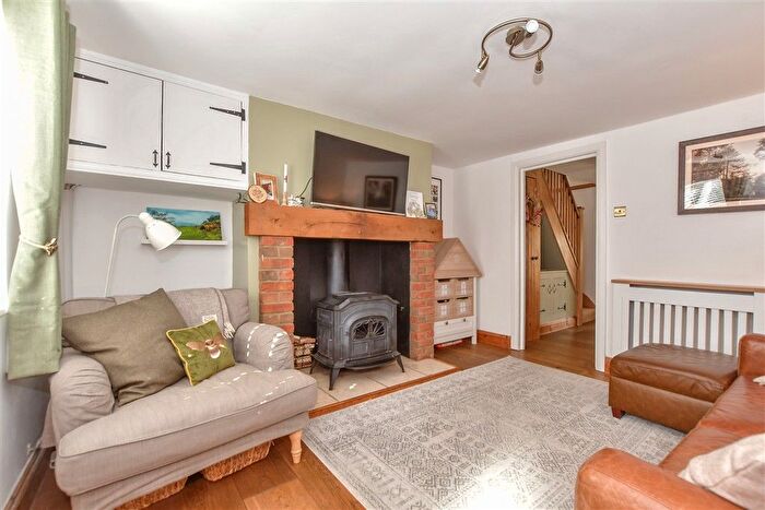 2 Bedroom End Of Terrace House For Sale In Plain Road, Smeeth, Ashford, Kent, TN25