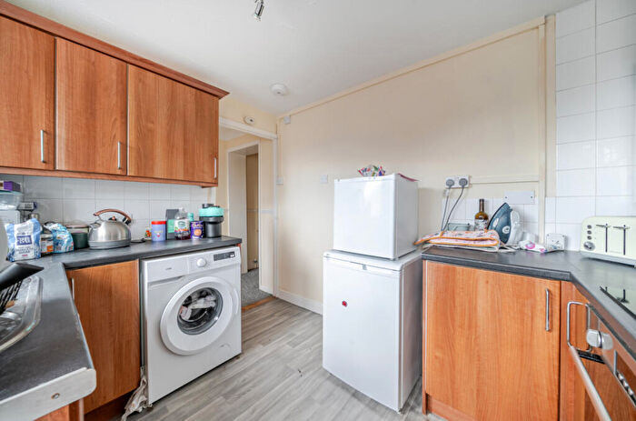 2 Bedroom Flat For Sale In Copnor Road, Copnor, Hampshire, PO3