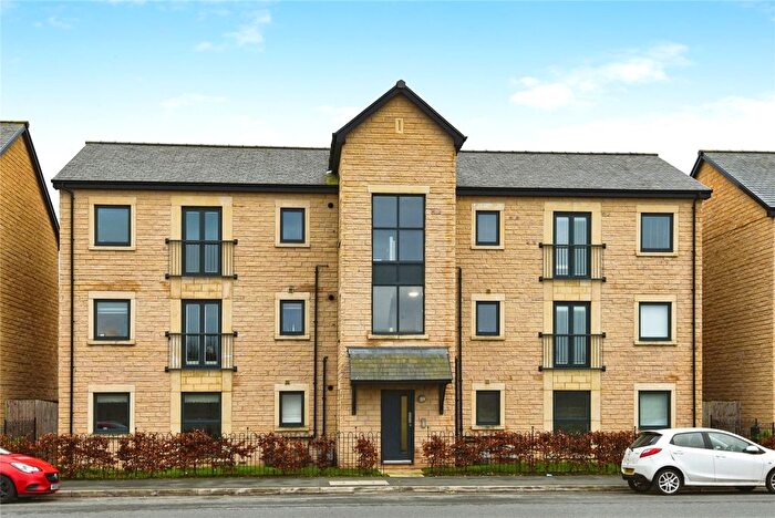 2 Bedroom Flat For Sale In St. Georges Quay, Lancaster, Lancashire, LA1