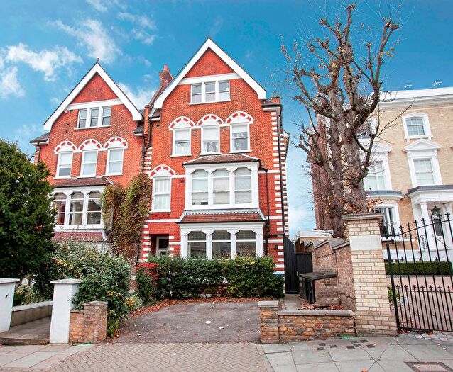 1 Bedroom Flat To Rent In Richmond Hill, Richmond, TW10