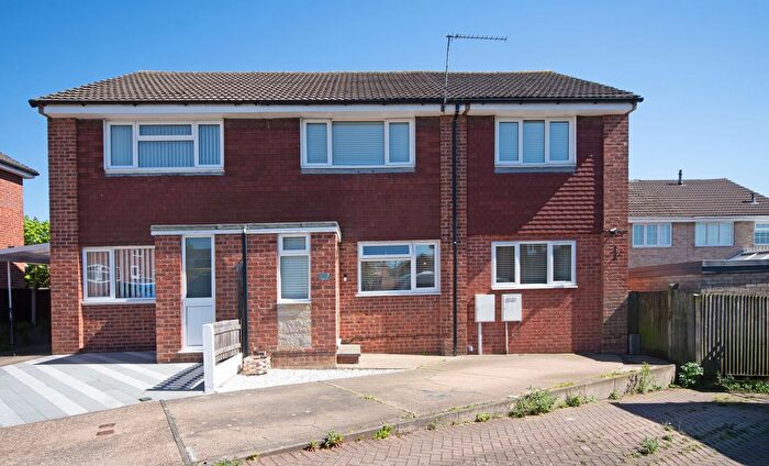4 Bedroom Semi-Detached House For Sale In Shepton Close, Ilkeston, DE7
