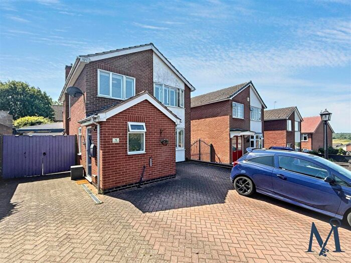 3 Bedroom Detached House For Sale In Fosbrooke Close, Ravenstone, Coalville, LE67