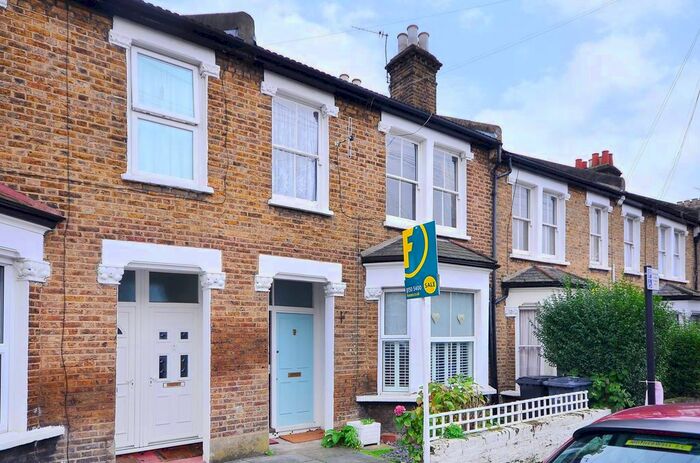 1 Bedroom Maisonette To Rent In Danbrook Road, Streatham Common, London, SW16