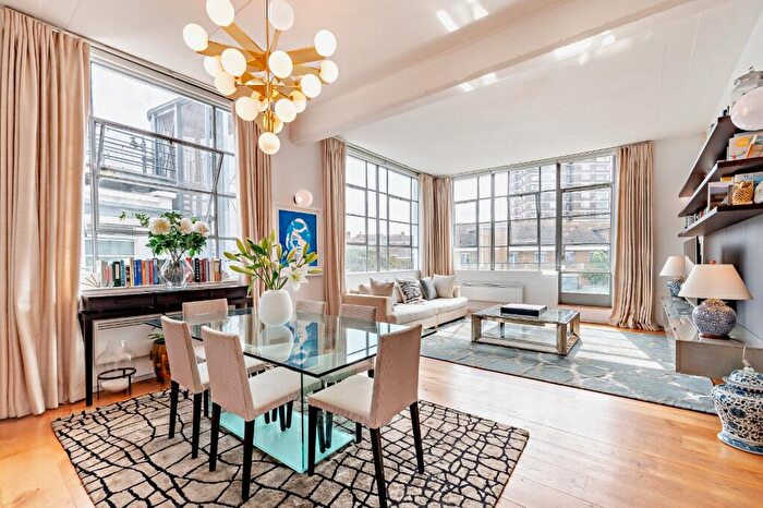 2 Bedroom Flat For Sale In Hatton Street, London, NW8