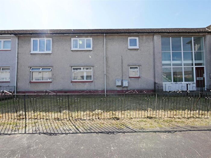 3 Bedroom Flat To Rent In Clarinda Court, Kirkintilloch, G66